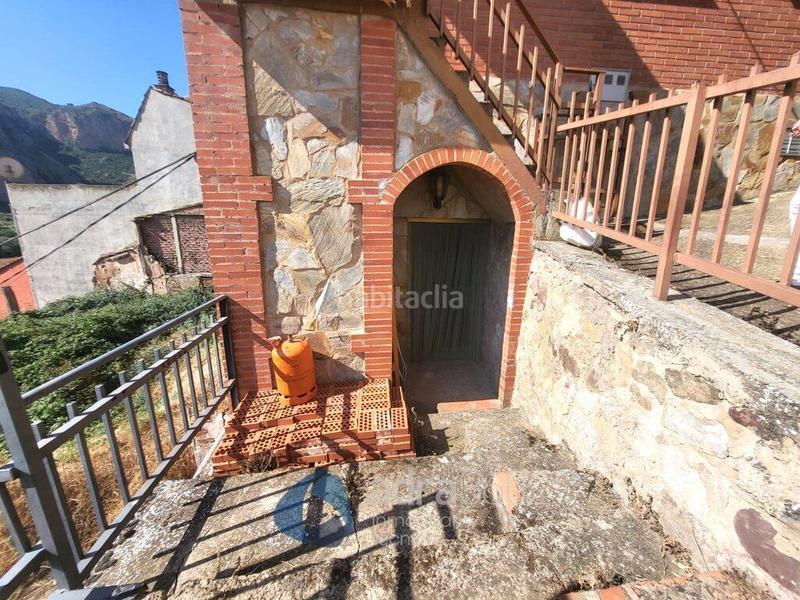 Foto df56f98b-2f91-465e-91f0-64178569fb8a. Casa se vende casa en islallana en Nalda