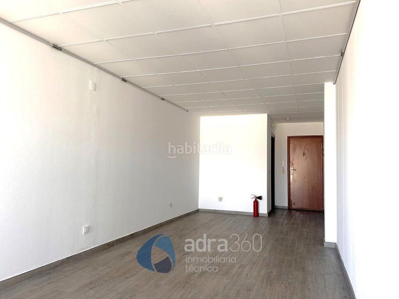 Foto cf54736d-2f0f-481f-aa60-c1c546fe2e93. Alquiler oficina se alquila oficina en bretón de los herreros en Logroño