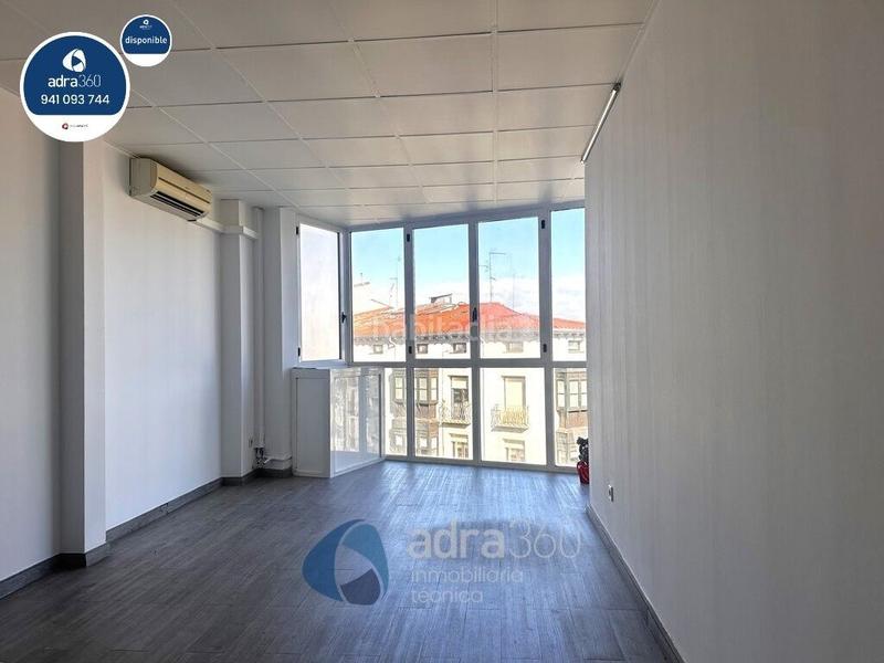 Foto 8746bebe-a173-4428-a7ff-7047a9e4ebe0. Location bureau dans Gran Via Logroño
