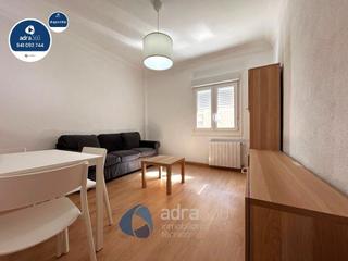 Miete Etagenwohnung  De la paz. Se alquila piso en avd. de la paz