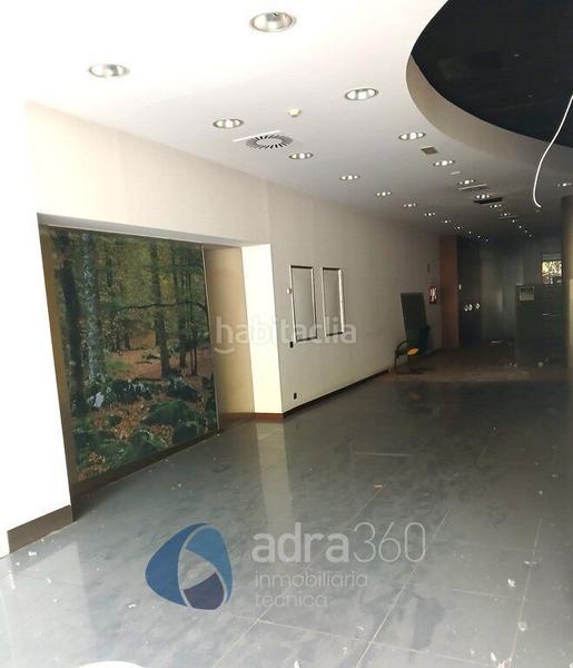 Foto e6443d24-b497-4dfb-9bdf-671f99748121. Alquiler local comercial se alquila local en avd. de la paz en Logroño
