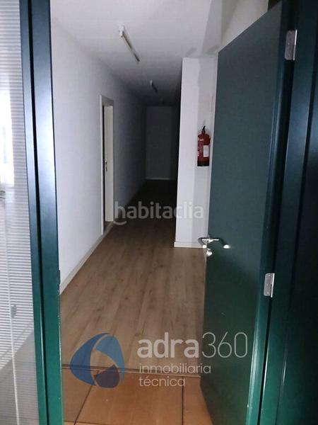 Foto 66159f3b-af28-431d-932b-93c266b64e60. Location local commercial dans Gran Via Logroño