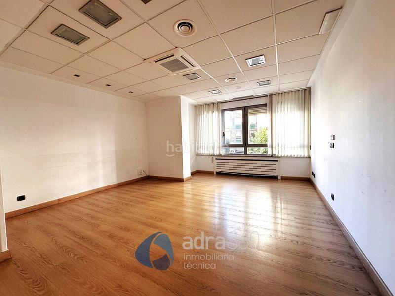 Foto e8918dbb-a509-46aa-a679-aaf46b3ed6a5. Appartamento con riscaldamento in Gran Via Logroño