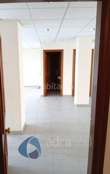 Foto a26458d1-4cd8-4485-9fb9-813d3f438d69. Rent office space in Oeste Logroño