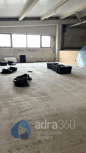 Foto 4e02de72-5e8f-4f8c-890d-99fbc0f12c5c. Affitto capannone industriale in Alberite