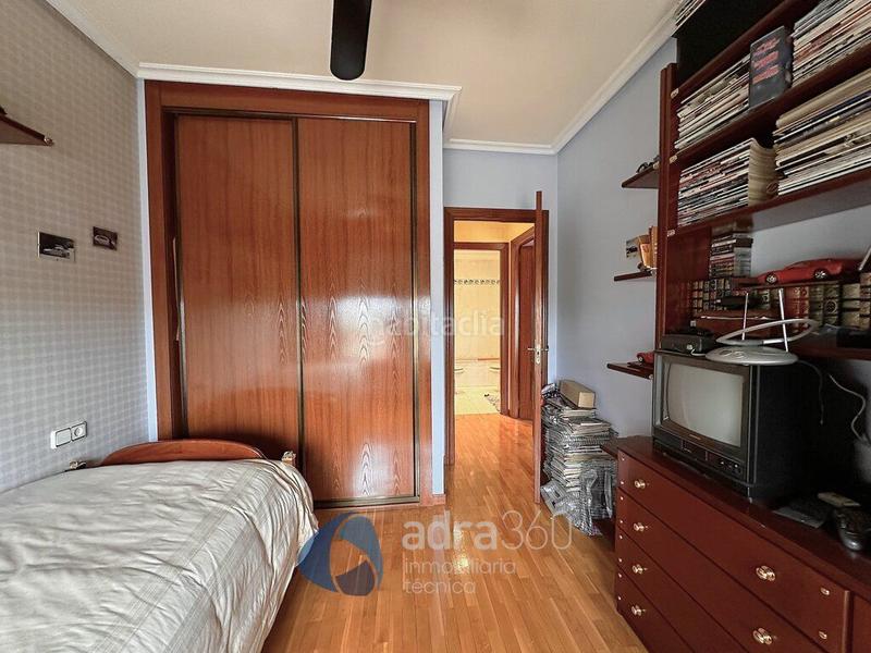 Foto 4fddeeee-47c8-4597-ac42-0a6f8b04ed5b. Casa con riscaldamento parcheggio piscina in Avenida Madrid Logroño