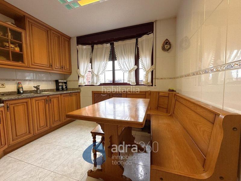 Foto 51382709-b4b2-4a04-b31f-911e0cff2342. Casa con riscaldamento parcheggio piscina in Avenida Madrid Logroño