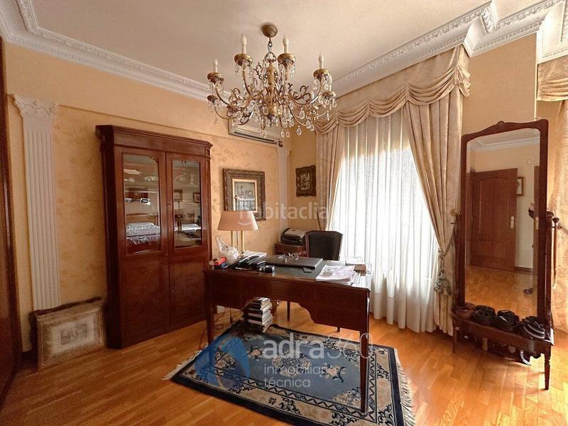 Foto 518593fa-fbae-47da-a847-54f79612c581. Casa con riscaldamento parcheggio piscina in Avenida Madrid Logroño