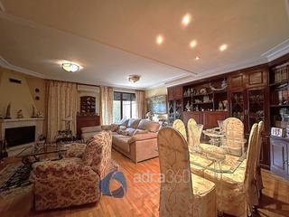 Casa  Coronilla. Se vende chalet adosado en avenida de madrid