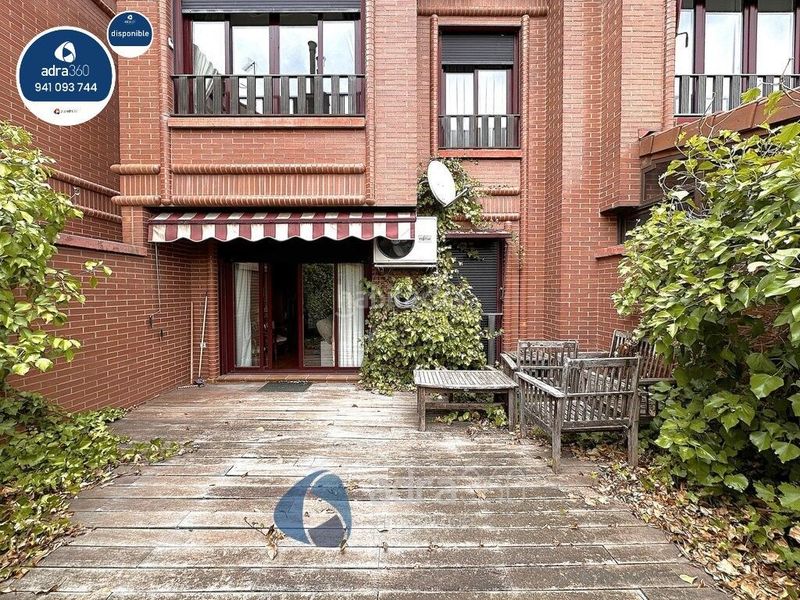 Foto a3fddf5d-af3f-4814-983f-0e9d779ada99. Casa amb calefacció aparcament piscina a Avenida Madrid Logroño
