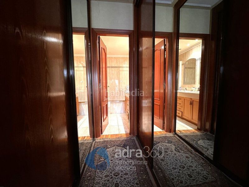 Foto c0006b10-7ada-4604-aabe-04dd0c94d7d7. Casa amb calefacció aparcament piscina a Avenida Madrid Logroño