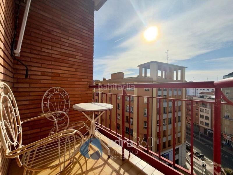Foto 40bdac94-5609-459e-b6eb-f6e2454ad947. Etagenwohnung mit heizung in Gran Via Logroño