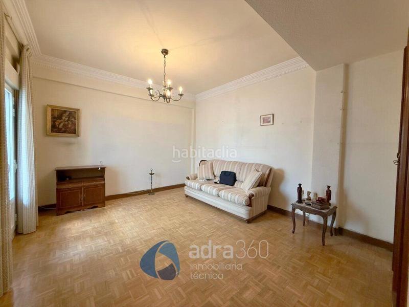 Foto 9e22c153-6f49-4a76-b457-d2978a08c0f9. Etagenwohnung mit heizung in Gran Via Logroño