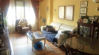 Appartamento  Avenida de la paz. Se vende piso en avd. de la paz con dos terrazas y balcón.