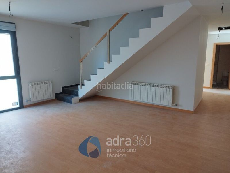 Foto 8a5e4925-604e-40b2-9856-8a44cd477f89. Dúplex amb calefacció a Entrena