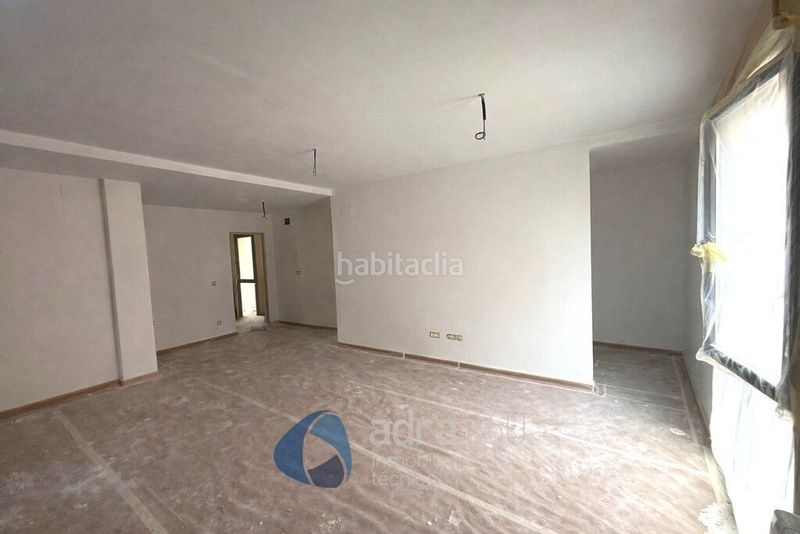 Foto cb07d936-ef6b-4aad-80d2-52a03592726f. Dúplex amb calefacció a Entrena