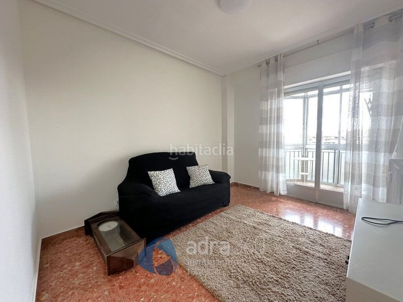 Foto 2fad736c-faa0-4fa3-9bdb-1bd856d3afa6. Pis amb calefacció a Gran Via Logroño