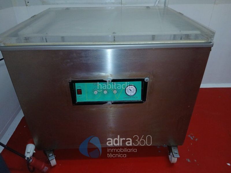 Foto 72a86c64-0941-4f95-b4d2-927b6a530f27. Alquiler local comercial se alquila obrador cárnico en Ribafrecha