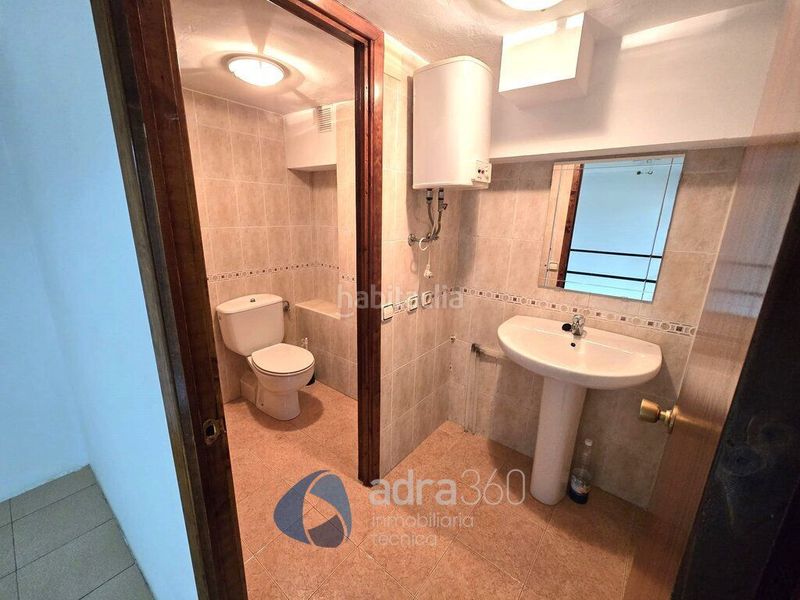 Foto 96f177b0-80a0-4db8-bb37-f4b577edc5e0. Local comercial a Gran Via Logroño