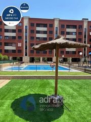 Flat  Sojuela. Se vende piso en la cava.