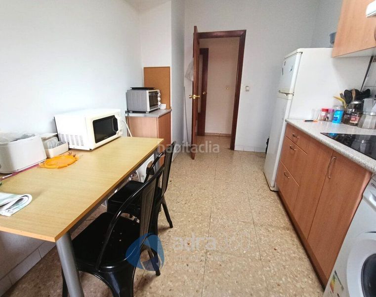 Foto 7ede8c01-3711-497a-9341-ee65a80e3961. Pis amb calefacció a Residencia Logroño