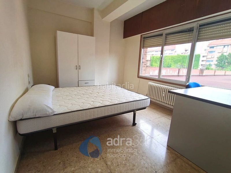 Foto ab3ea9bf-4521-4281-ba68-524d7e6f2b72. Pis amb calefacció a Residencia Logroño