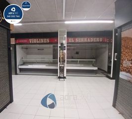 Local Comercial  Duquesa de la victoria. Se vende local en el mercado del corregidor