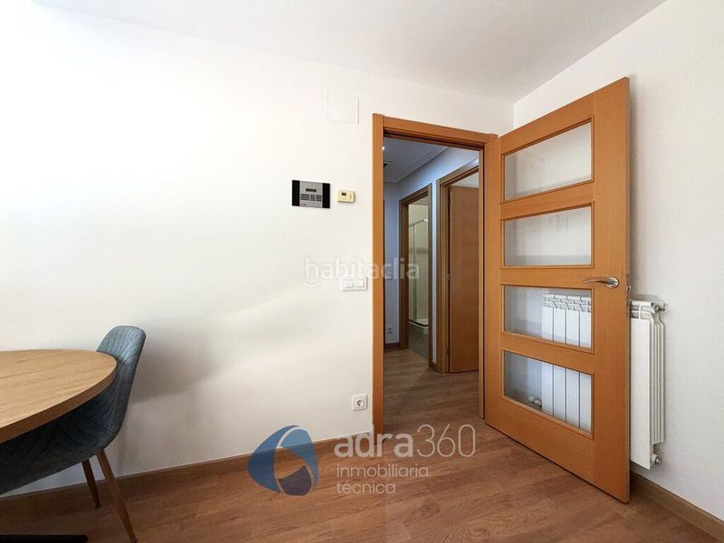 Foto 088e5215-fc1f-440f-a749-8a6f4b44d53f. Apartament amb calefacció piscina a Lardero