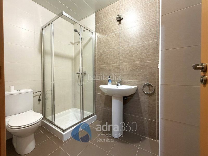 Foto 1bcc6e3f-551b-4dc8-bc56-6f6f6ce612e2. Apartament amb calefacció piscina a Lardero