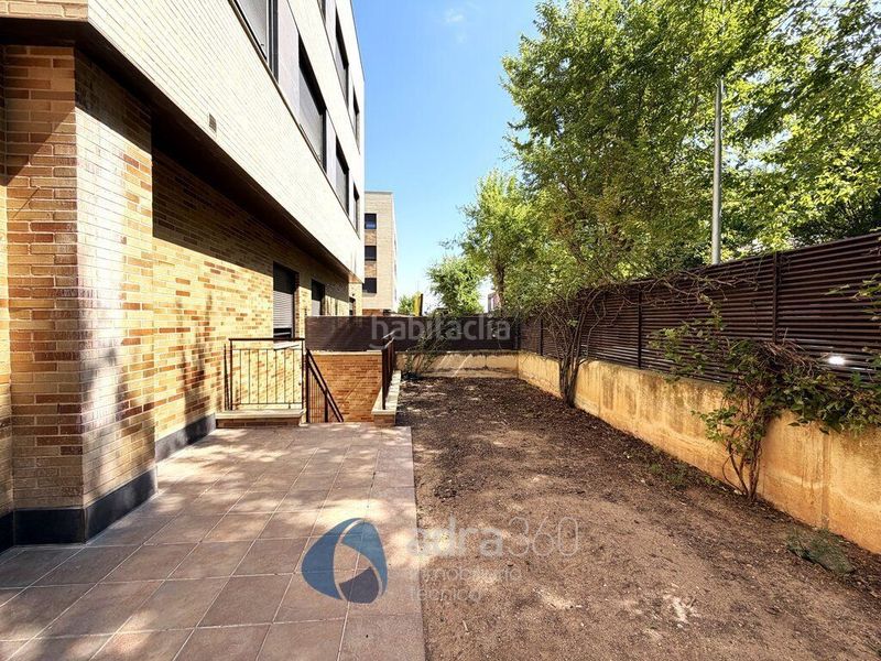 Foto d17b086e-d1cb-4bb2-b09e-fd7dc64d9e45. Apartament amb calefacció piscina a Lardero