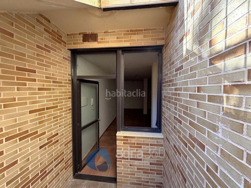 Foto d616deaa-ec6b-4b20-b97b-604ed420d996. Apartament amb calefacció piscina a Lardero