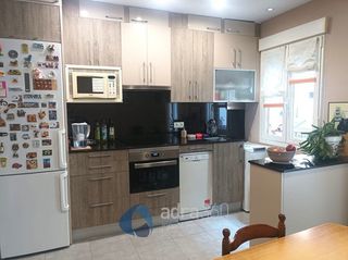 Flat  Maria teresa gil de garate. Se vende piso en cronda de los cuarteles.