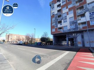 Parking coche  Republica argentina. Se venden plazas de garajes en parque las gaunas