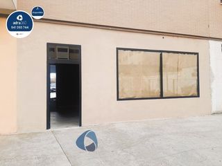 Lloguer Local Comercial  Rio ebro. Se alquila local comercial en la r1 de lardero.