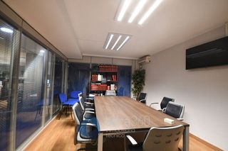 Location Bureau  Republica argentina. Se alquila oficina en república argentina