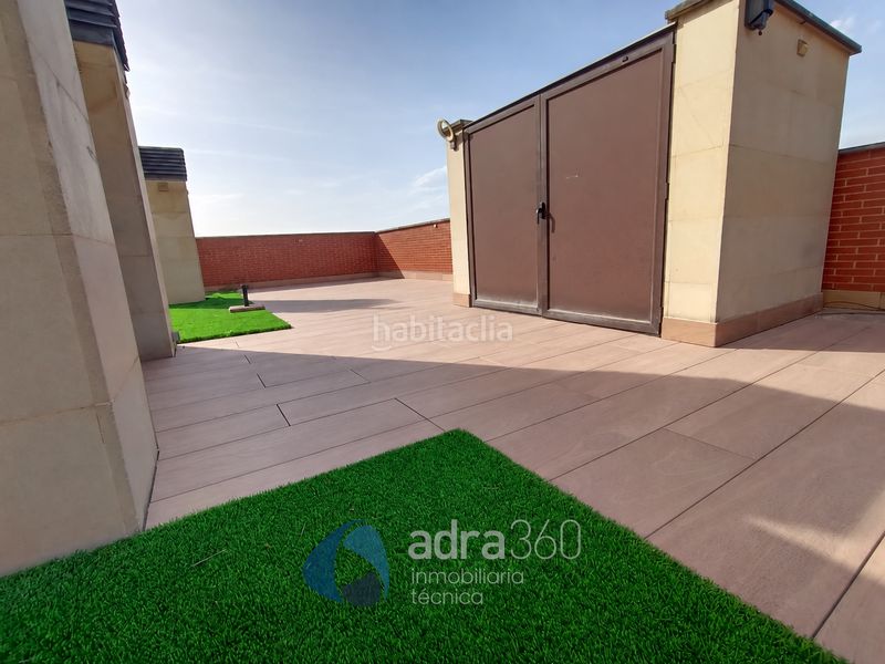 Foto 055786f9-2924-4162-ad05-9338ceb80752. Àtic amb calefacció piscina a La Cava - Fardachón Logroño