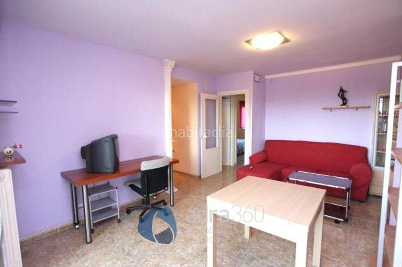 Foto 40efcd16-0795-441e-9aa5-68cc504395f7. Ático se vende ático en madre de dios en San Millán - Ayuntamiento Logroño