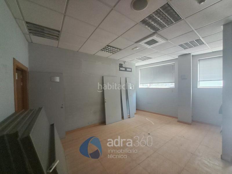 Foto 0a2783c3-e743-4398-aa52-0890fb67e3bc. Affitto ufficio in San Adrián Logroño