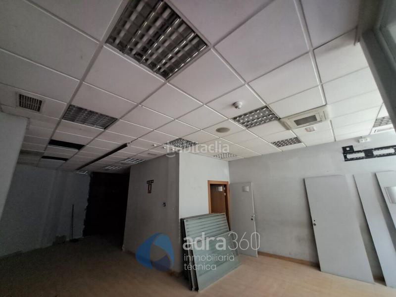 Foto 89c96eec-bc9b-42a6-bf76-0182224ba827. Rent office space in San Adrián Logroño