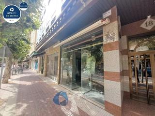 Location Local commercial  Portugal. Se alquila local en avenida de portugal