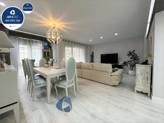 Piso  Gran vía juan carlos i. Se vende exclusiva vivienda en gran vía
