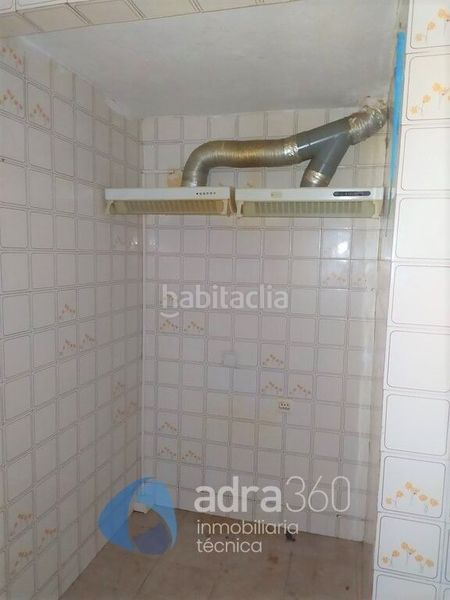 Foto 0c07f72d-7fab-4b8f-9ffb-2d44f75f8ffe. Local comercial a Jesuitas Logroño