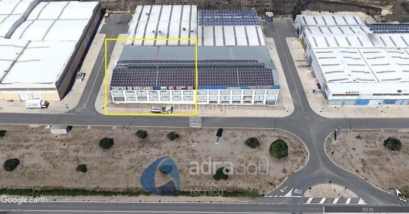 Foto cf533dc7-8e09-44b1-88a9-bbb3619d2195. Miete fabrikhalle in Oyón / Oion