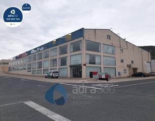 Location Bâtiment à usage industriel à Oyón / Oion. Se alquila nave industrial  con gran exposición