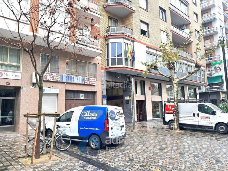 Foto b18c6e53-bbf8-45e5-8100-420ac1fc4304. Lloguer local comercial a Gran Via Logroño