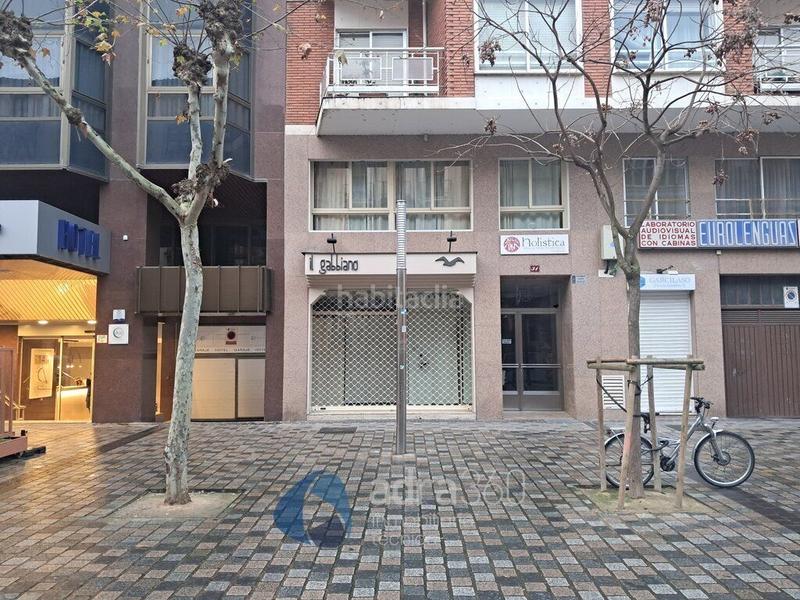Foto beea9153-24a3-4037-9870-14ad995f18d3. Lloguer local comercial a Gran Via Logroño