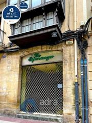 Lloguer Local Comercial  General vara de rey. Se alquila local y piso en vara de rey