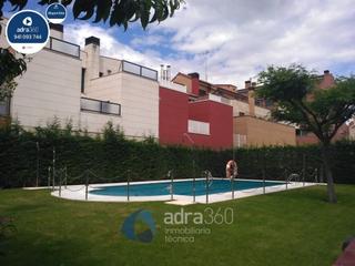 Casa  Los olivos. Chalet pareado en lardero en urbanización la salceda