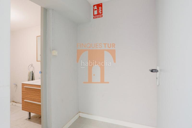 Foto 95987cc5-0119-46e9-a770-67bab30fd0b3. Alquiler local comercial local 100 comercial en premia de mar en Premià de Mar