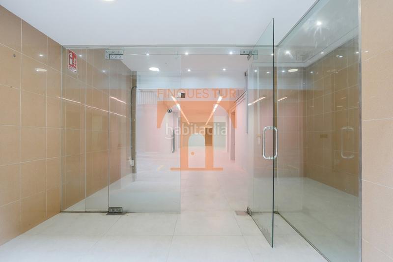 Foto c29199bb-4237-4b6e-bb9f-49a52068fdae. Location local commercial dans Centre-Nucli Antic Premià de Mar